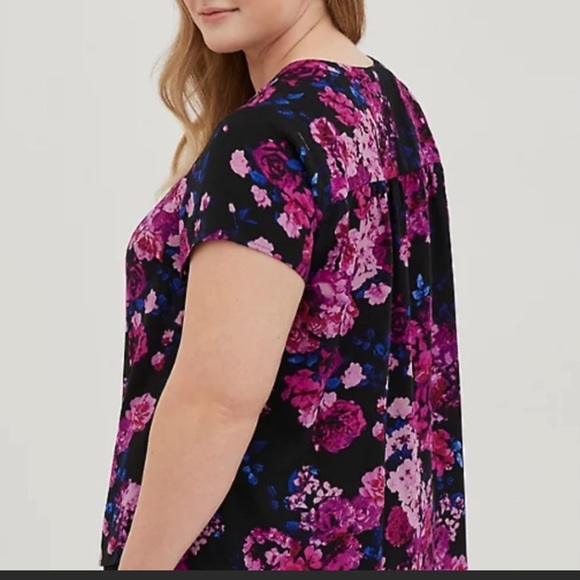 NWT Torrid Gauze Split Front Pullover Top - Picture 3 of 9